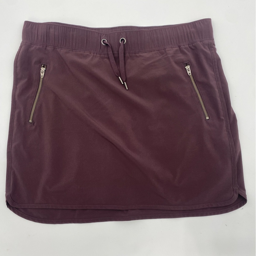 Athleta Plum Pull‑On Skort with Zipper Pockets